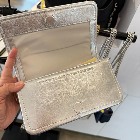 Best Price‼️Marc Jacobs The Metallic Leather Chain Mini Bag silver - Picture 4 of 6